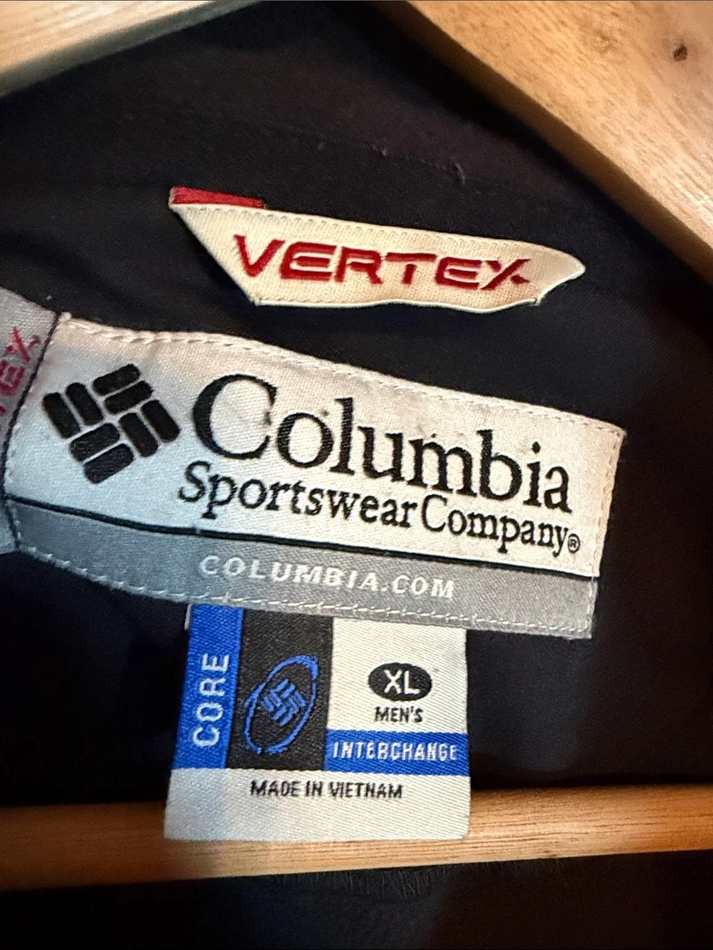 Columbia Vertex Core Interchange Softshell Jacket in black